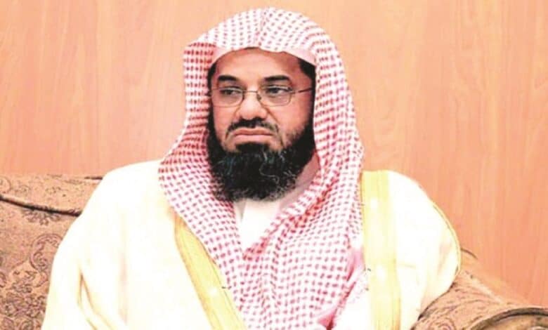  استقالة الشيخ سعود الشريم من إمامه الحرم المكي