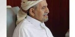 سبب وفاة الشيخ صادق الأحمر من هو وكم عمره