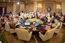 متى تم الإعلان عن تأسيس مجلس التعاون الخليجي العربي؟
