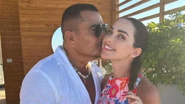 من هي داليدا خليل التي ظهرت مع عمرو دياب - 10 معلومات عن داليدا خليل وكم عمرها